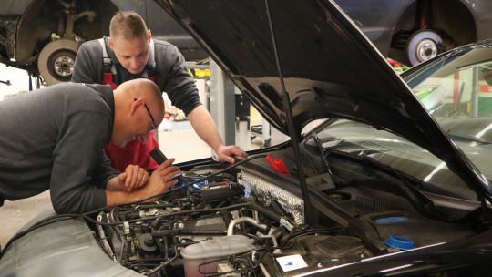 Vacatures werkplaats De Waal Autogroep