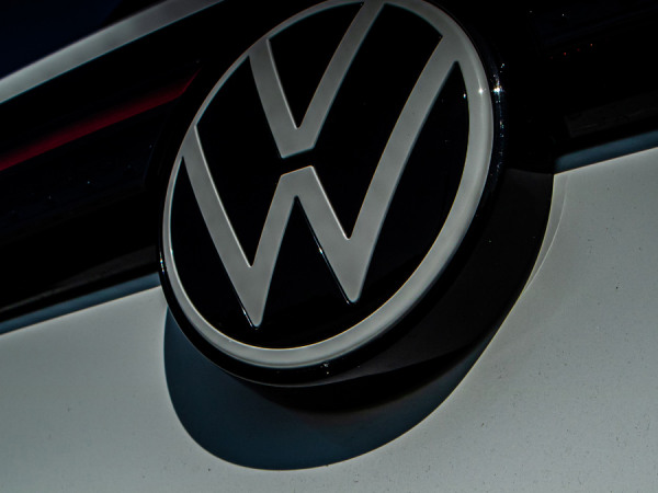 onbetaald Het is de bedoeling dat Aanbeveling Bekijk de voorraad aan Volkswagens bij De Waal Autogroep