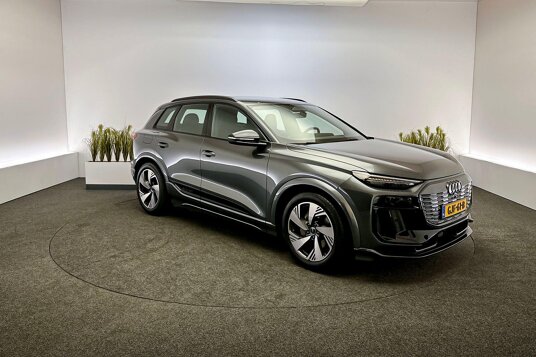 Audi Q6 e-tron S edition performance 306pk 100 kWh