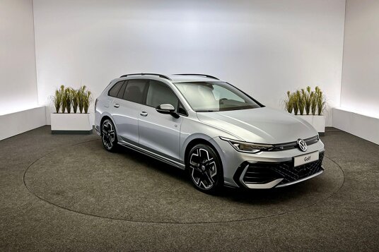 Volkswagen GOLF Variant R-Line-Edition 1.5 eTSI DSG