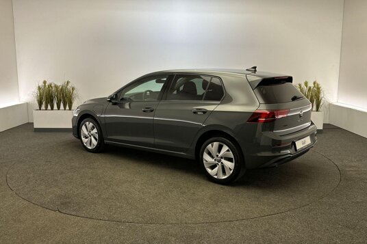 Volkswagen Golf Life Edition 1.5 eHybrid 150 kW / 204 pk Hatchback
