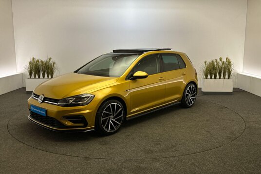 Volkswagen Golf 1.0 TSI 110pk DSG R-line
