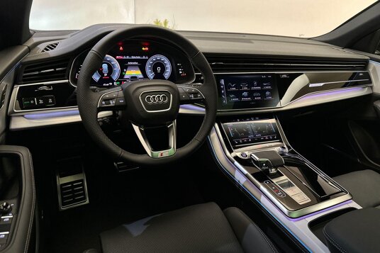 Audi Q8 Pro Line S 55 TFSI e Automaat