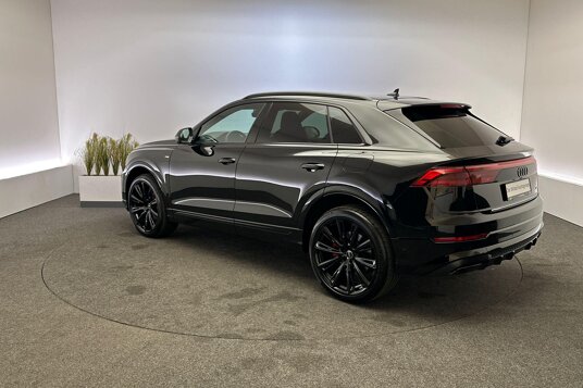 Audi Q8 Pro Line S 55 TFSI e Automaat