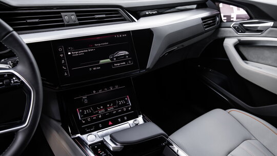 Audi e-tron
