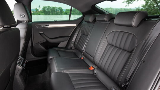 Skoda SUPERB COMBI