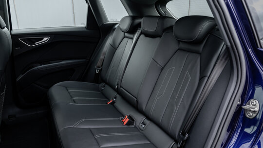 audiq4e-tron10