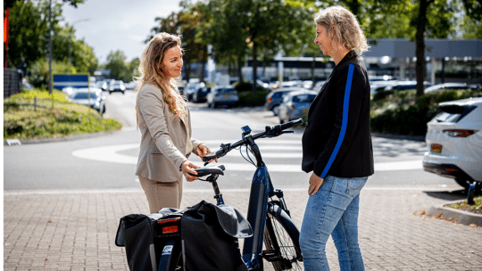 Annemarie klant fiets - Slider