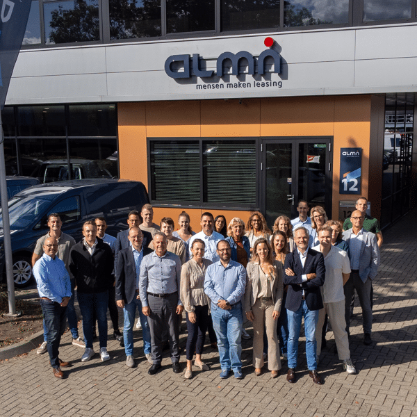 Teamfoto Hero Telefoon