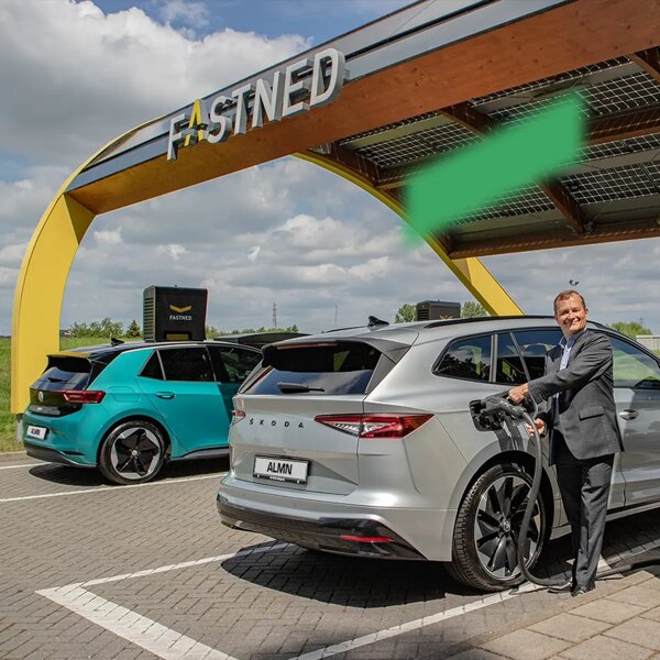 arjan aan het laden - mobiel