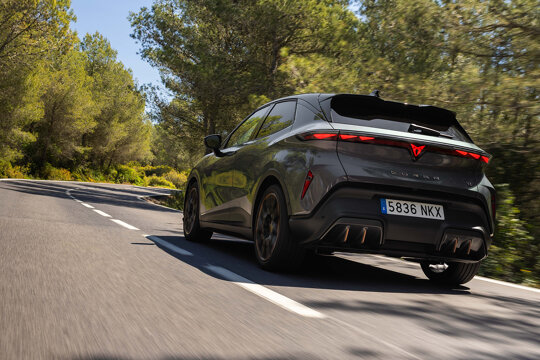 CUPRA Raval hero mobiel