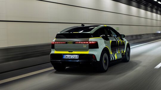 Audi A2 e-tron camouflage-08