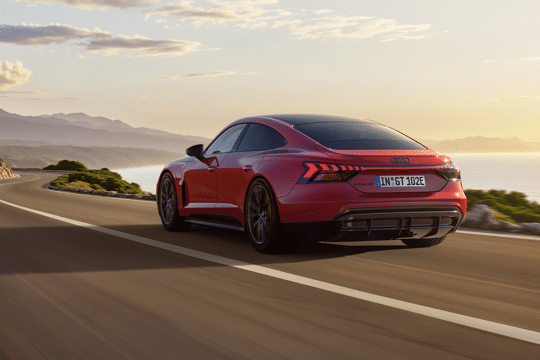 Audi e-tron GT quattro hero mobiel