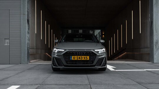 grille Audi A1 sportback