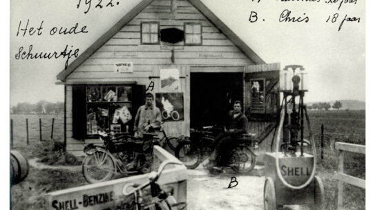 Historie De Waal Autogroep
