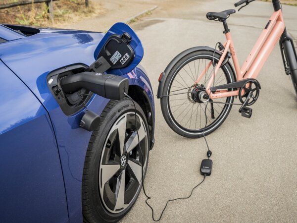 powersocketmaaktvanelektrischevolkswagenmobielepowerbank