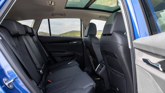 Skoda ENYAQ iV achterzitting