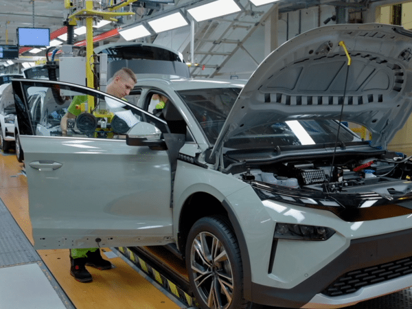 Skoda fabriek Hero mobiel