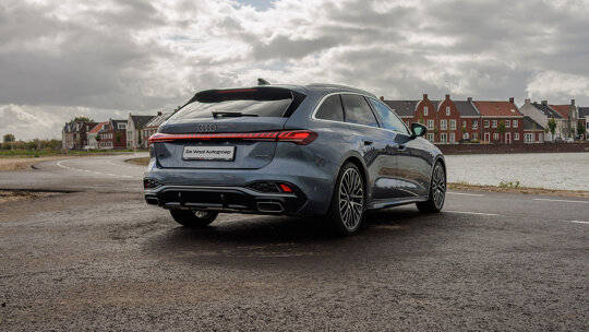 Audi A5 Avant e-hybrid (2)