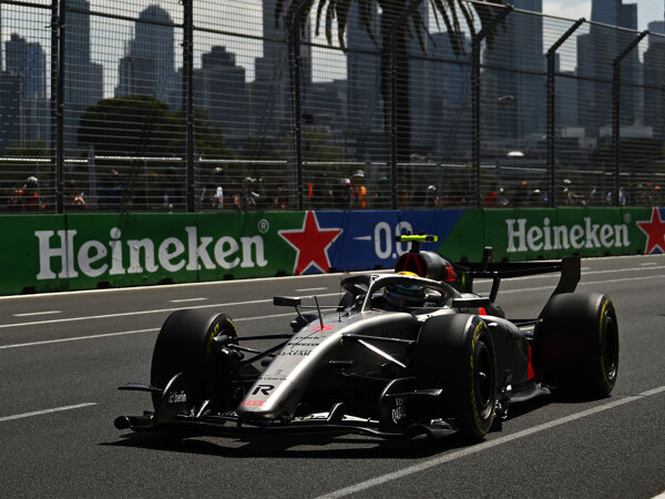 Audi Formule 1 auto hero mobiel
