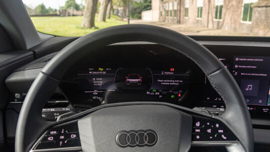 Audi Q6 e-tron (5)