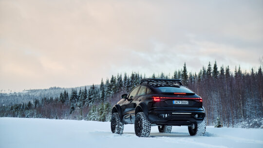 audiq6e-tronoffroadconcept6 (1)