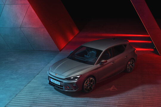 cupra-leon-04