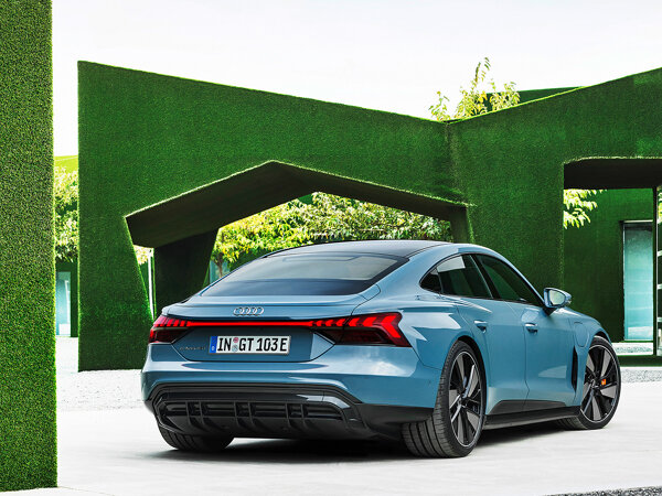 Audi e-tron GT & RS e-tron GT