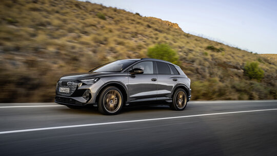 AUDI Q4 E-tron