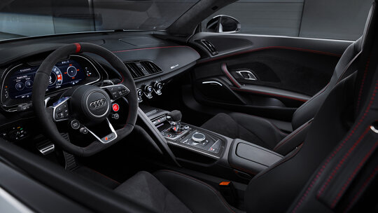 interieur R8