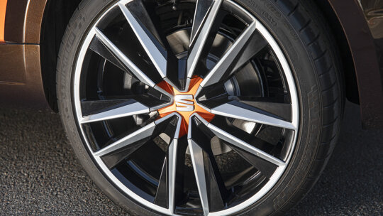 SEAT SUV