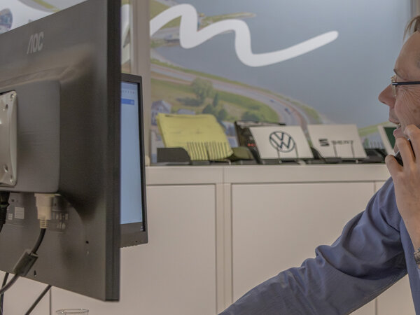 Serviceadviseur_2560x900