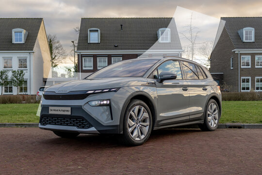 Skoda Elroq met wing