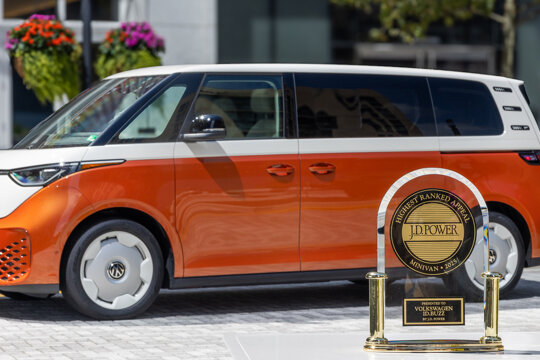 Volkswagen ID. Buzz winnaar JDP award hero mobiel