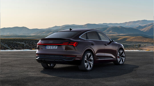 achterkant q8 e-tron
