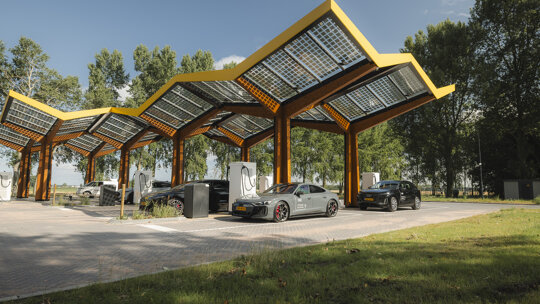 Audi Charge & Drive (7)
