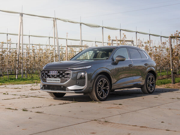 Audi Q3 hero mobiel