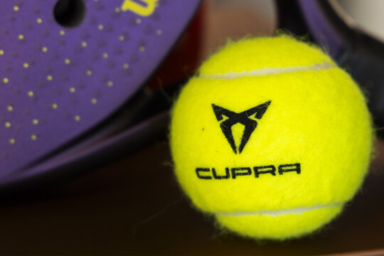 CUPRA padel hero mobiel