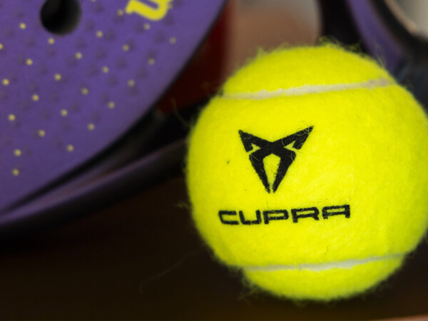CUPRA padel hero mobiel