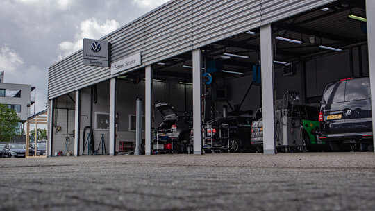 Garage in Zaltbommel van De Waal