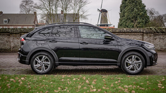 zijkant Volkswagen Taigo