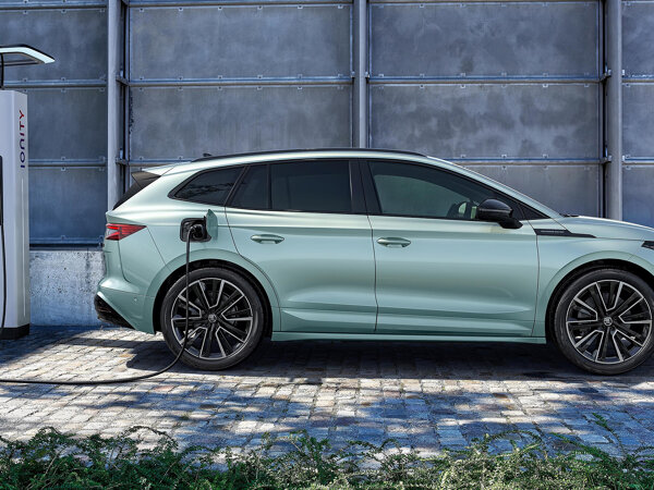 Skoda Enyaq hero mobiel