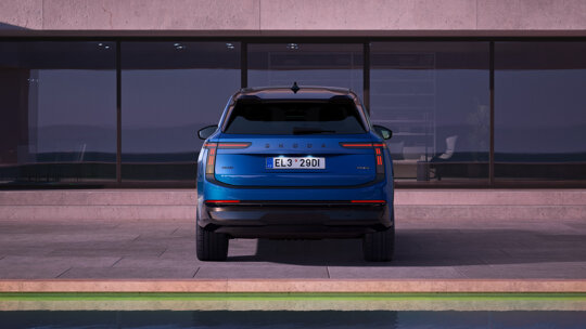 1920_peaq_006_sportline_rear