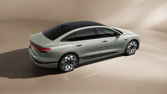 Audi A6L e-tron (1)