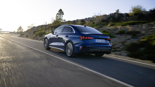 audis3limousine6