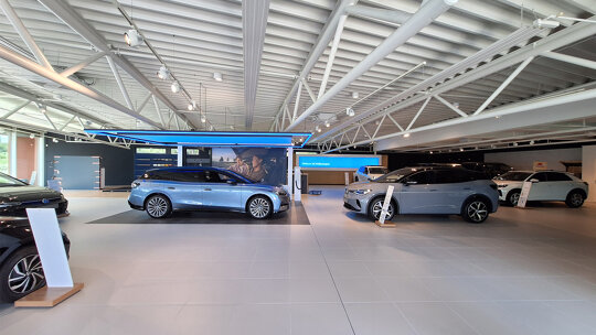Volkswagen showroom Gorinchem-4