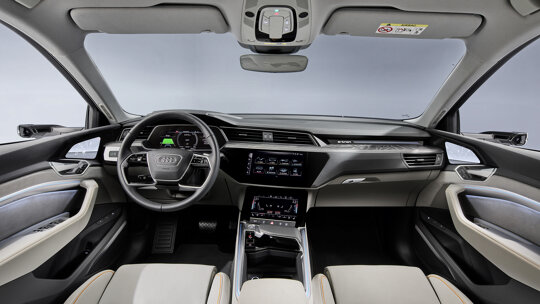 Audi e-tron 50 quattro
