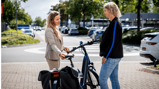 Annemarie klant fiets - Slider