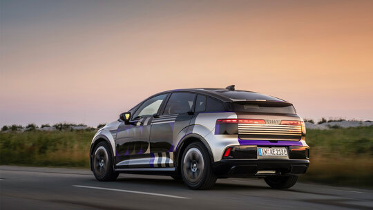 Audi A2 e-tron camouflage-06