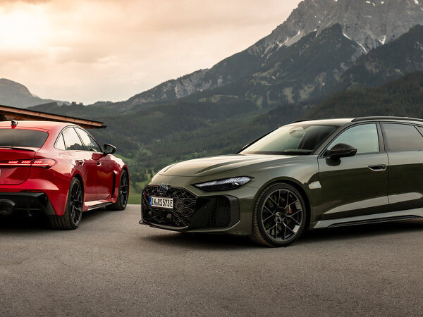 Audi RS 5 prestaties hero mobiel